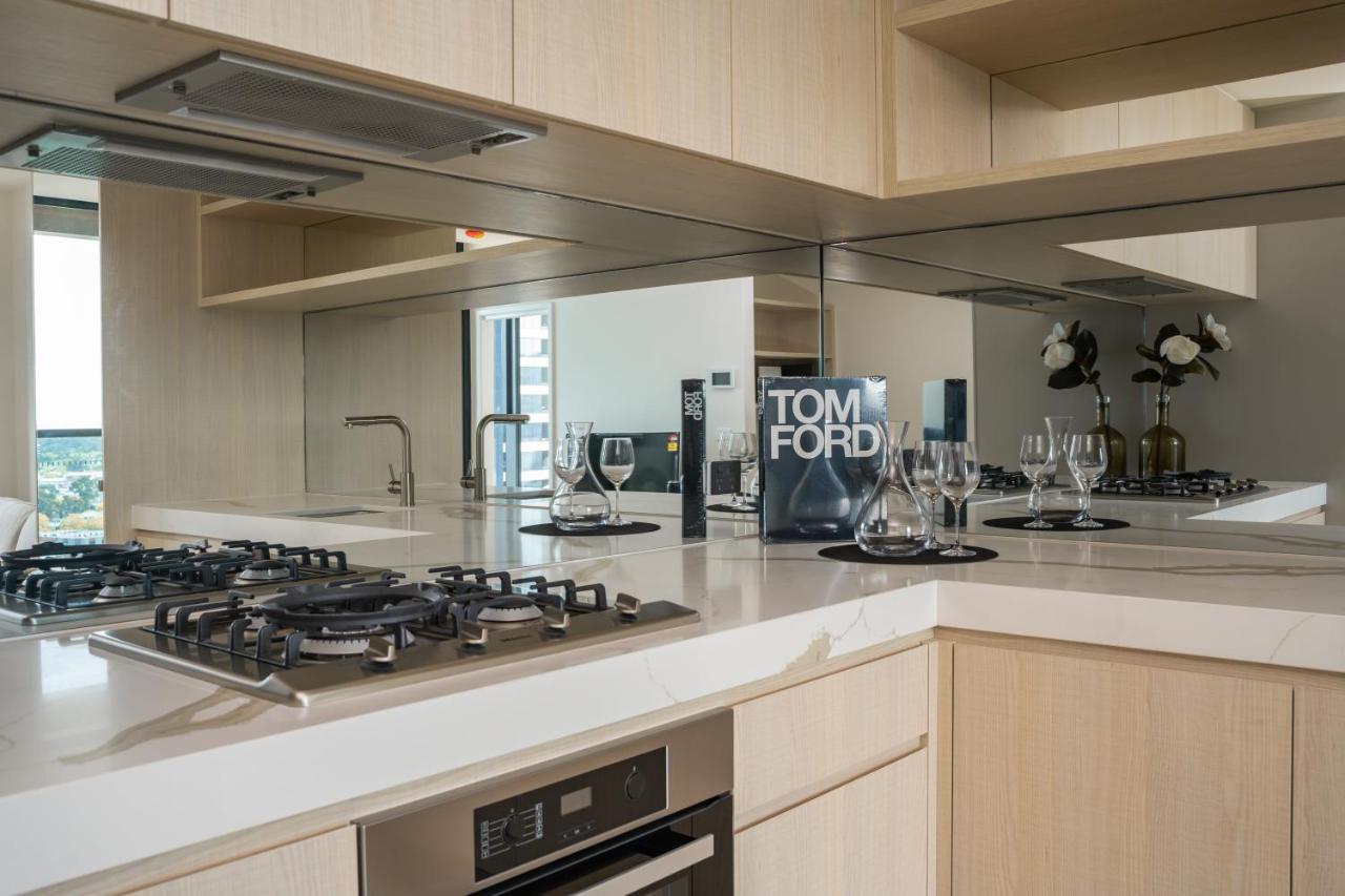 Ifsuites Melbourne Village Екстериор снимка