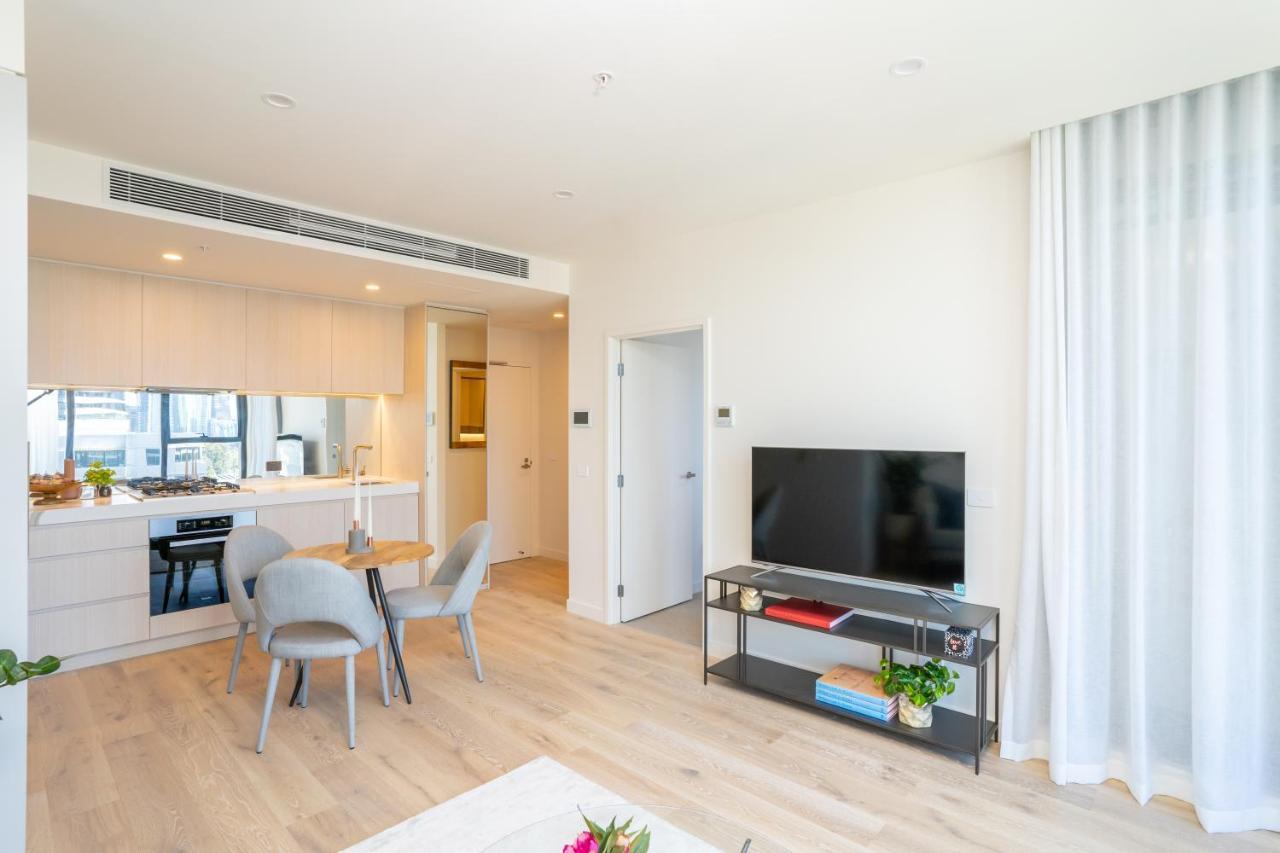 Ifsuites Melbourne Village Екстериор снимка