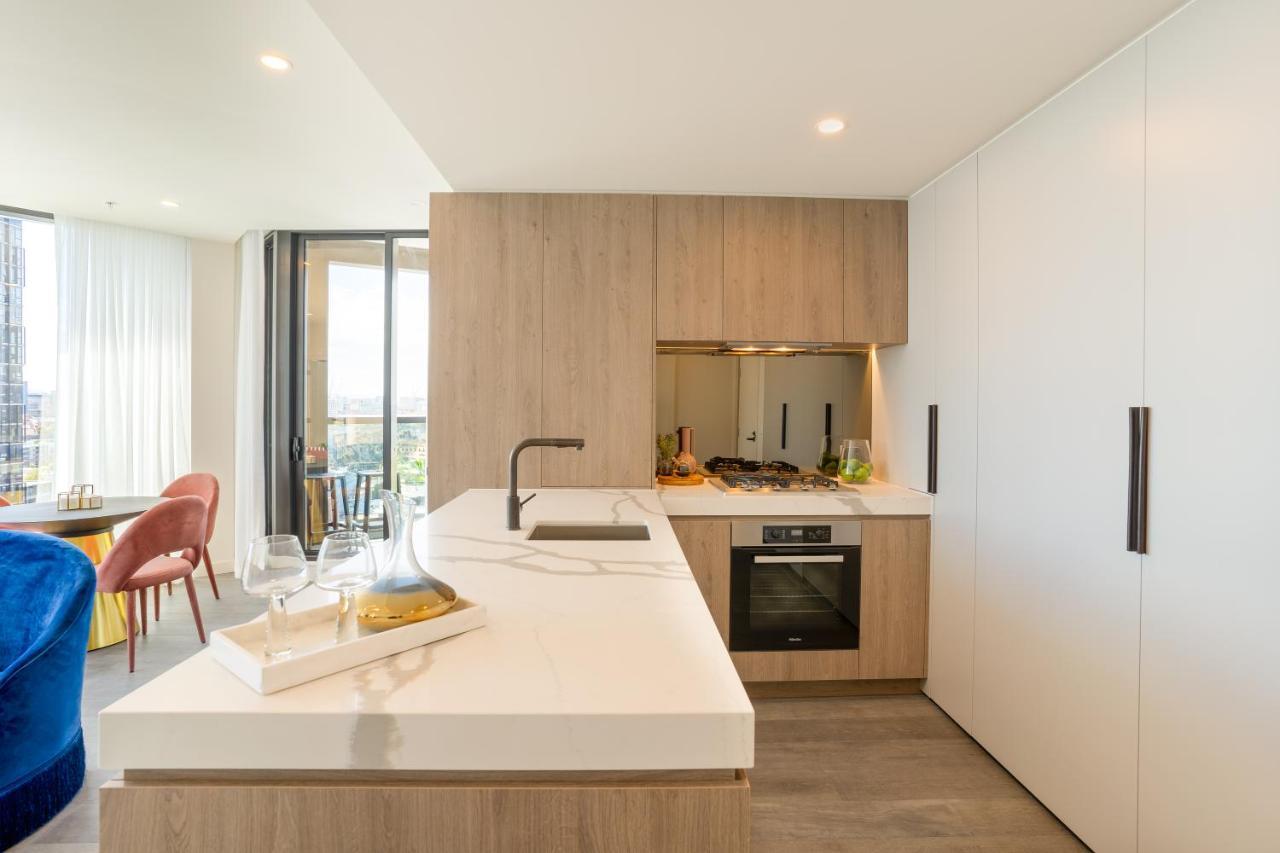 Ifsuites Melbourne Village Екстериор снимка